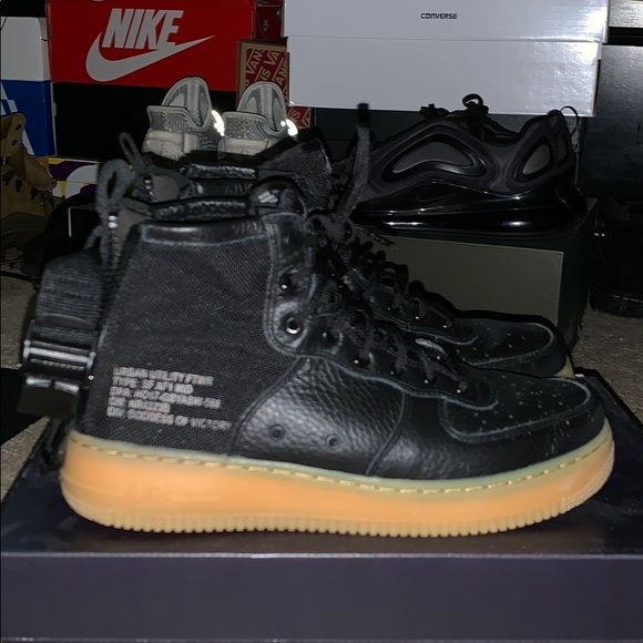 Nike SF AF1 Mid - Picture 1 of 3